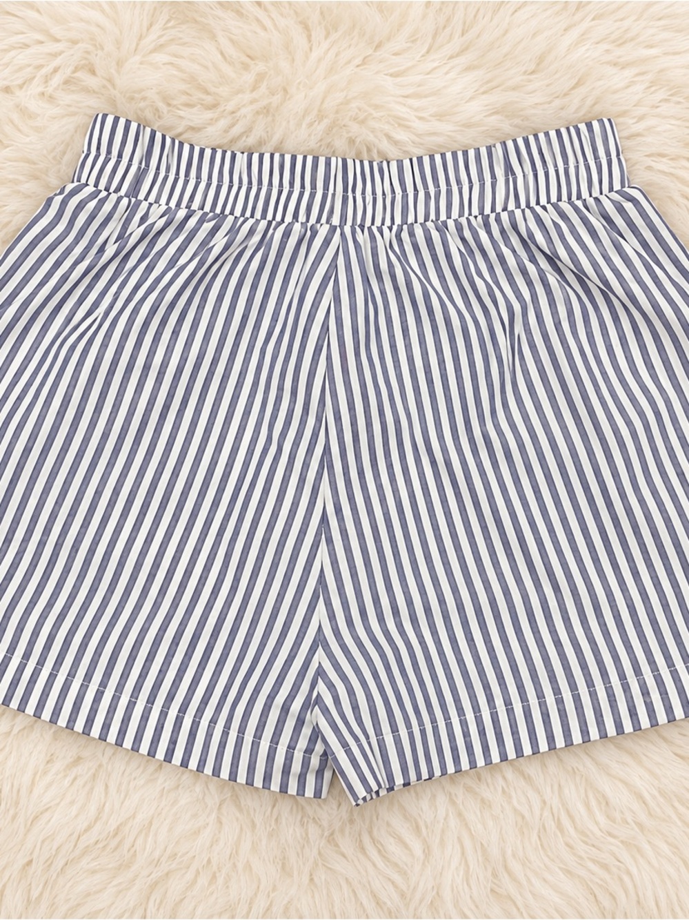 Striped Elastic-Waist Women's Shorts with pockets  - purple & White